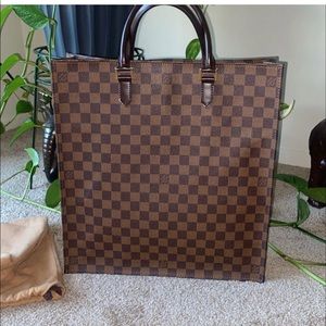 Louis Vuitton Sac Plat GM Tote